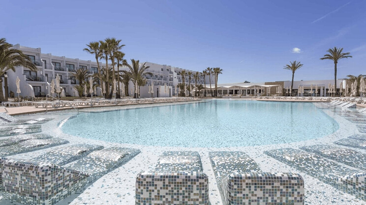 Grand Palladium White Island Resort & Spa